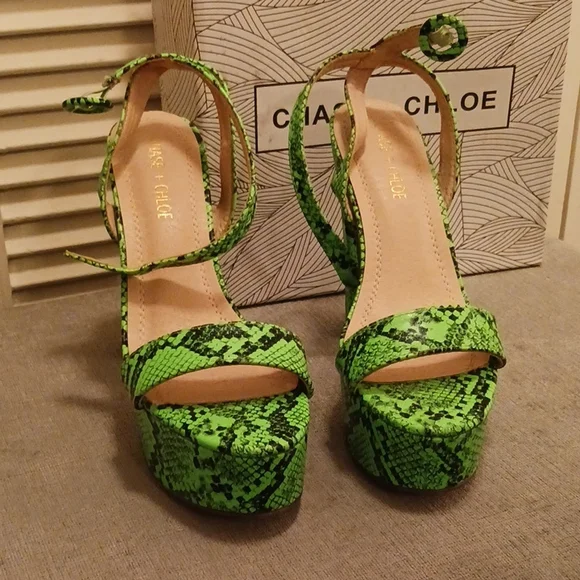 Green Snake Platforms - Picture 2 of 7